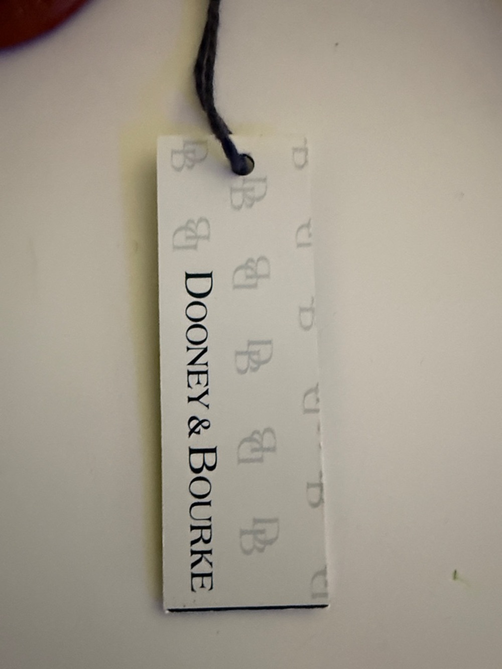 NEW DISNEY AULANI 2014 DOONEY & BOURKE FLAP WRISTLET IN MULTI COLORS MINNIE CHIP - Picture 2 of 4